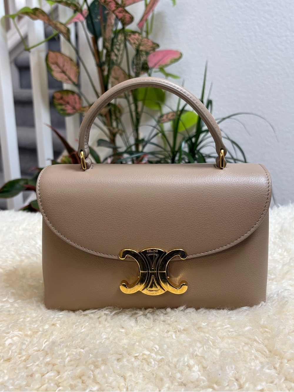 TEEN NINO BAG IN SUPPLE GRAINED CALFSKIN - LIKE NEW CONDITION